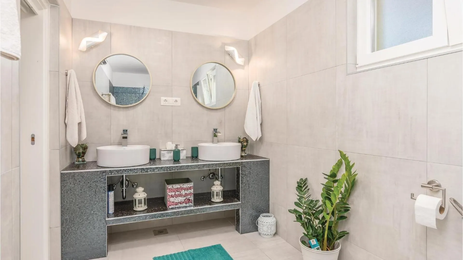 Pet Friendly Home In Malinska With Wifi シロ