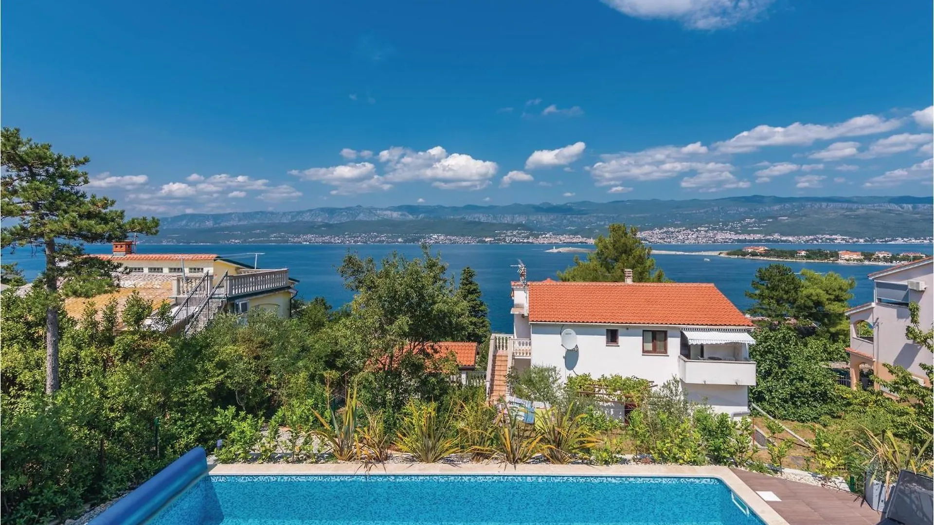 Pet Friendly Home In Malinska With Wifi シロ